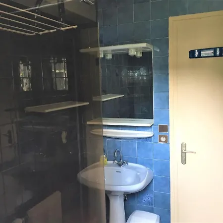 Apartment 2 Pieces Proche Pistes Avec Balcon - Fr-1-459-63 *